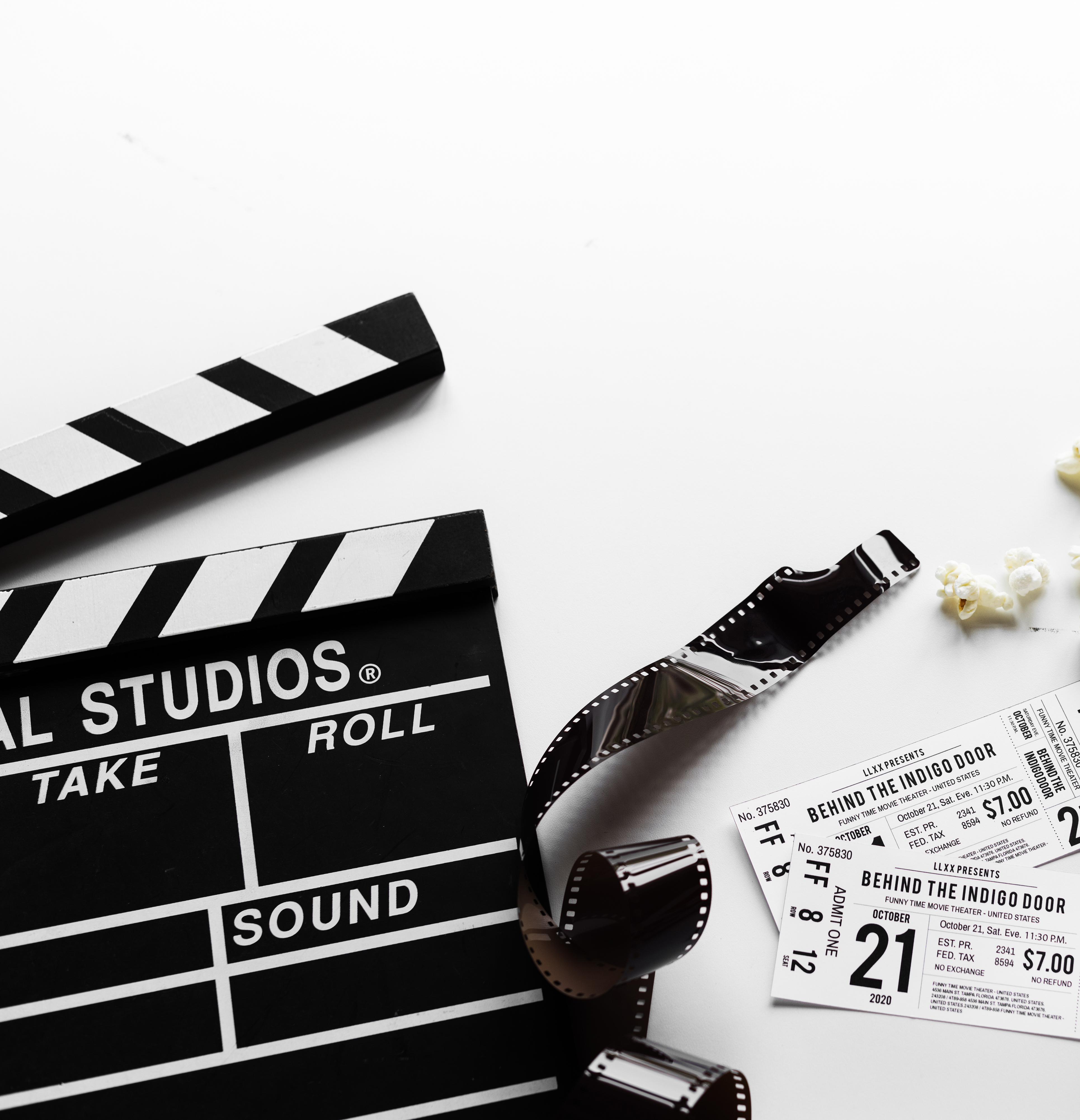 image of a movie clapper
